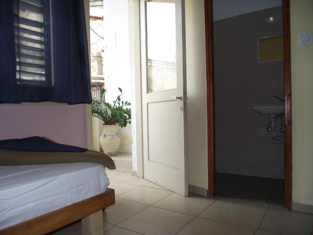 Sky Hostel Tel Aviv Cameră foto