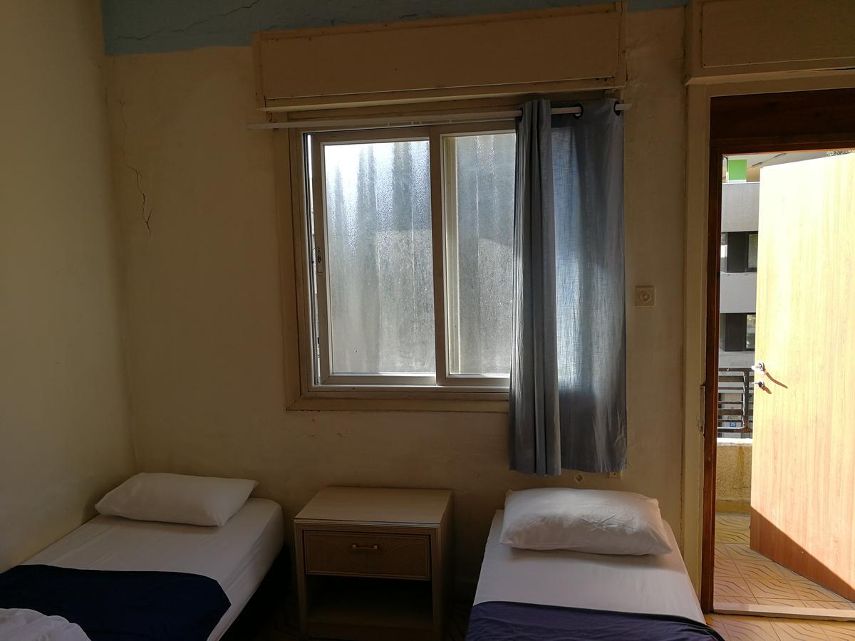 Sky Hostel Tel Aviv Exterior foto